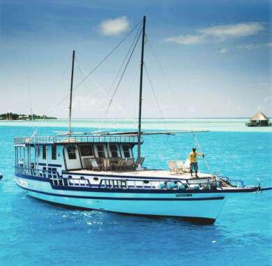 Dhoni-crucero-Maldivas-Buscomiviaje