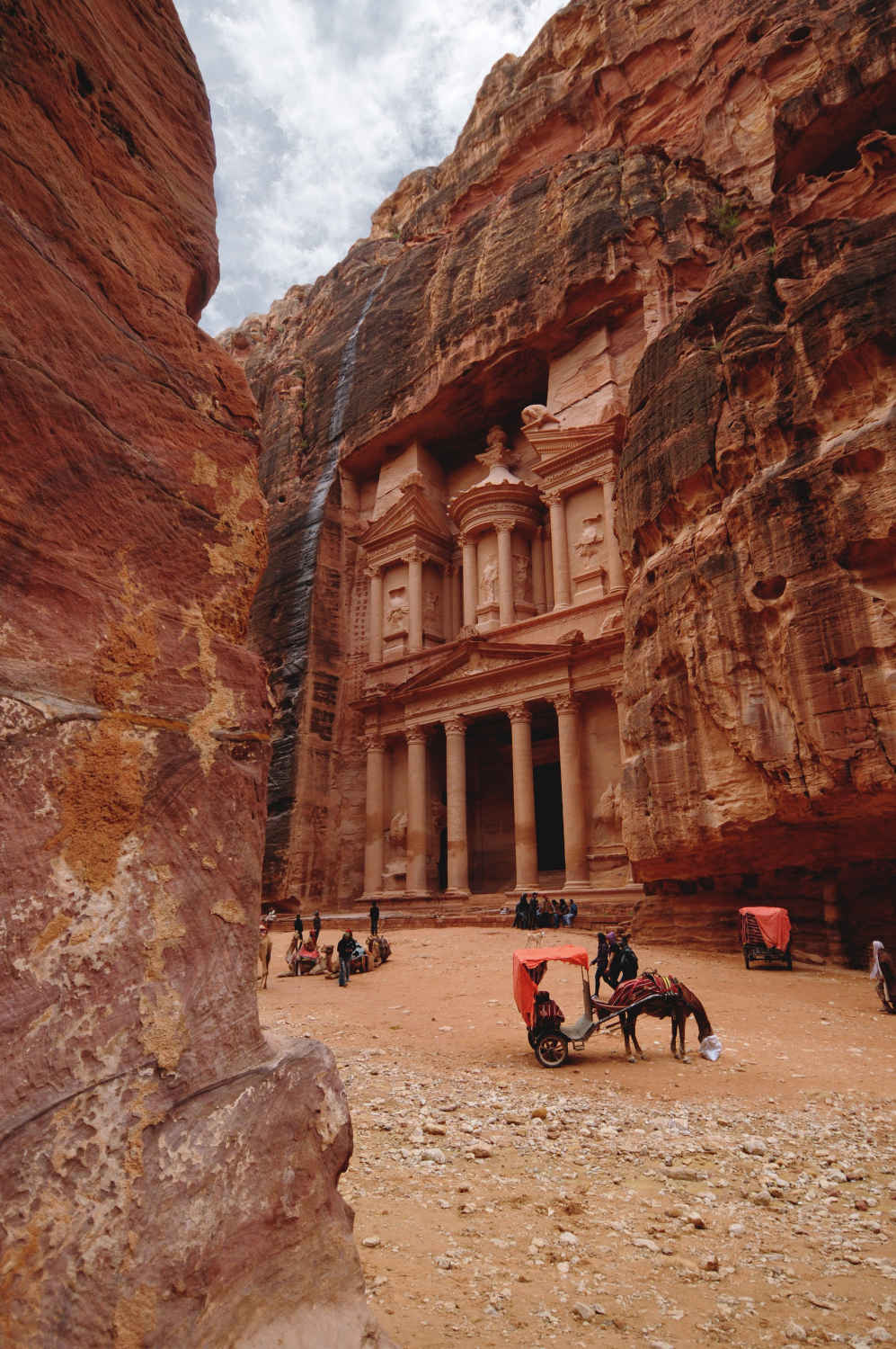 Little-Petra-Viaje-de-Trekking-a-Jordania-Buscomiviaje