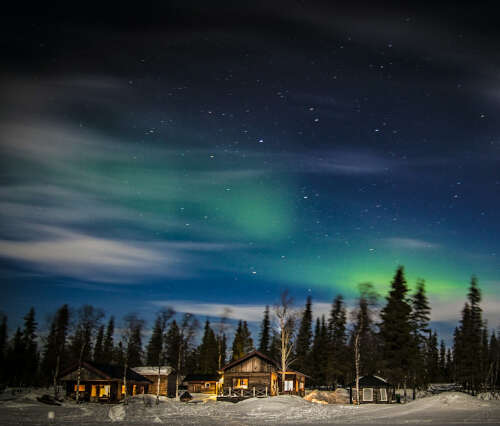 Aurora en Kiruna durante una ruta en Laponia Sueca.
